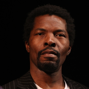 Esteban Sinisterra (Esteban African)